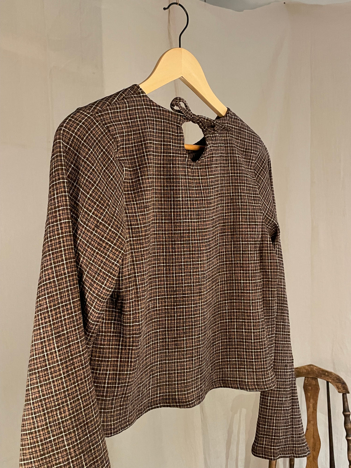 long sleeve scrunch blouse