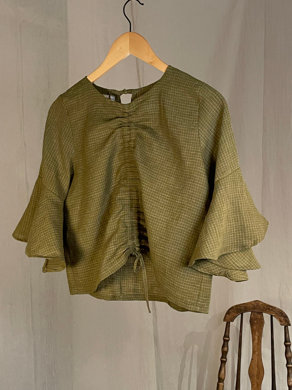 long sleeve scrunch blouse