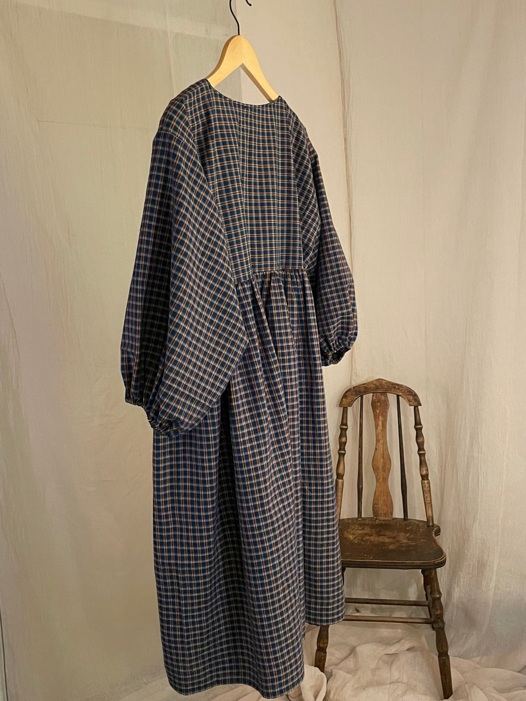 long sleeve patty pan midi dress